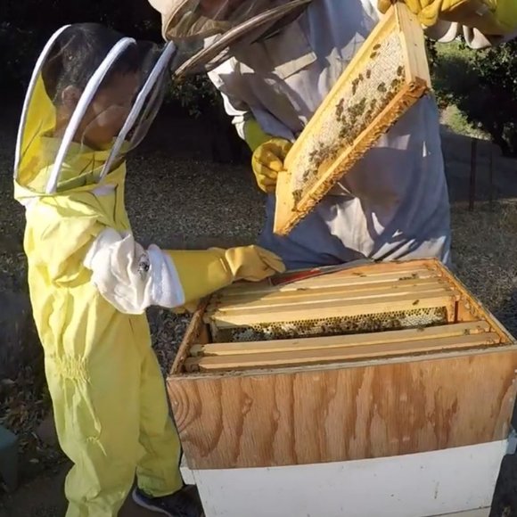 Meet your Posher, Zey - Picture 8 of 10